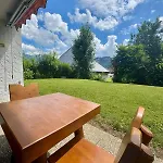 Gemuetliche Mit Bergblick Und Terrasse